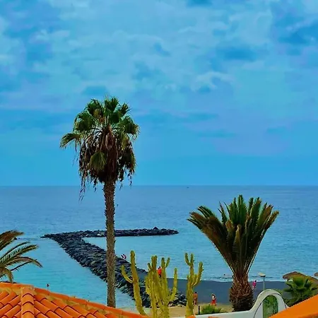 Elegant 2 Bedroom Duplex On Frontline Of Tenerife's With Gorgeous Sea Views! 아파트